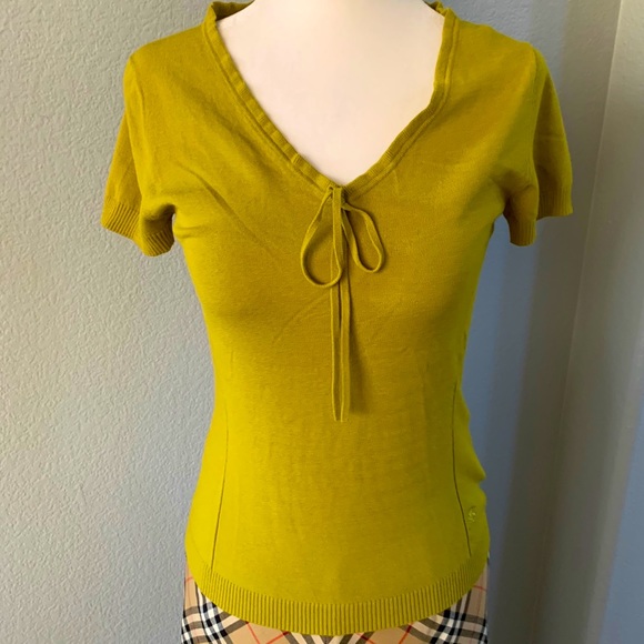 Burberry knit top olive green - Picture 1 of 6